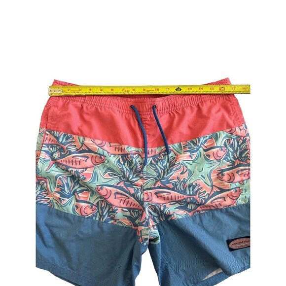 Vineyard Vines Chappy Trunk Tuna & Starfish Pattern Swim Trunk Size XS - Picture 4 of 6